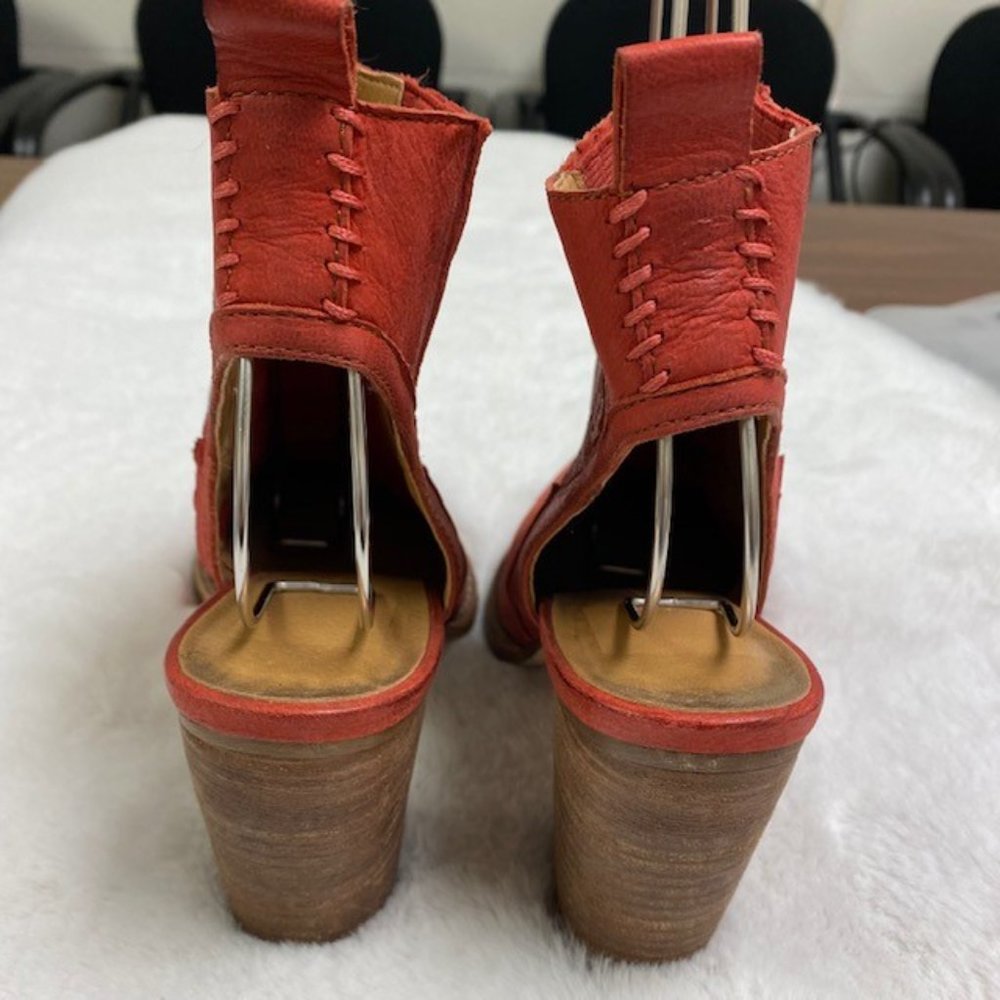 Dolce Vita Jasper Red Mule Open Heel Booties Size 6.5 - Picture 9 of 10